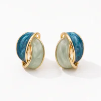 Women's Non-Pierced Spiral Flower Natural Pearl Ear Clips