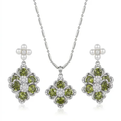 Silver Plated Copper Clover Zircon Necklace
