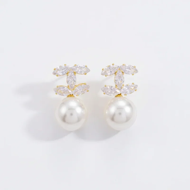 Wholesale Geometric Zircon Pearl Stud Earrings Gold Plated - 1
