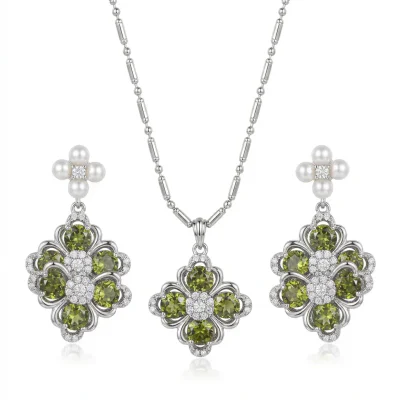 Silver Plated Copper Clover Zircon Necklace