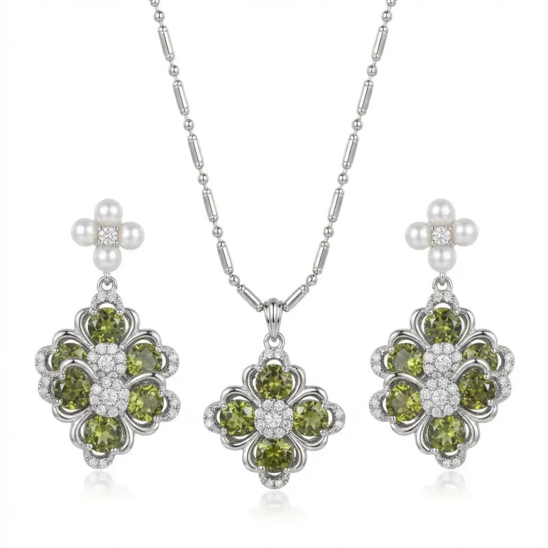 Silver Plated Copper Clover Zircon Necklace - 1