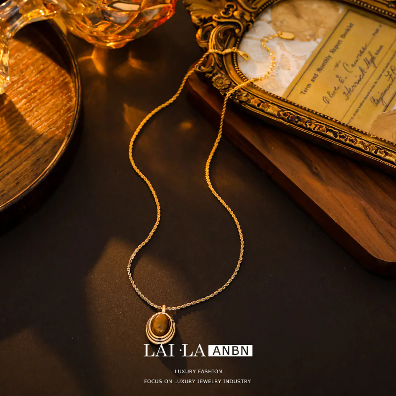 Maillard Series 18K Gold Tigereye Necklace - 1